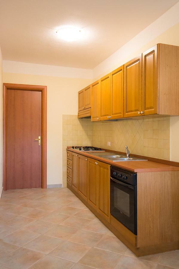 Appartamenti Sole Di Sardegna 칼라리베로토 외부 사진